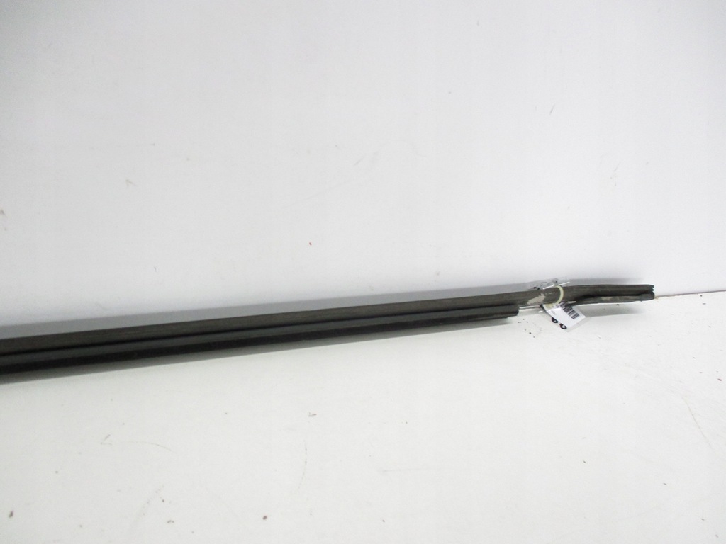 фото №4, Fiat linea молдинг стекло уплотнитель перед правая