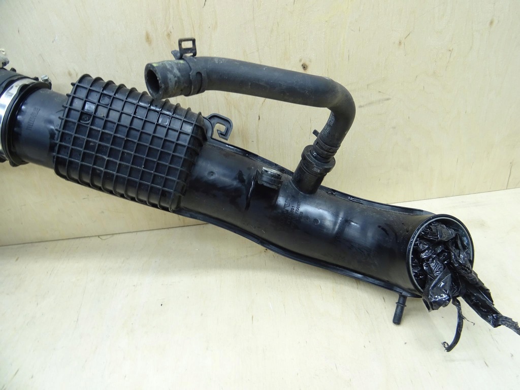 фото №6, Volvo v40 ii 2.0 шланг повітря турбіни труба 31319691