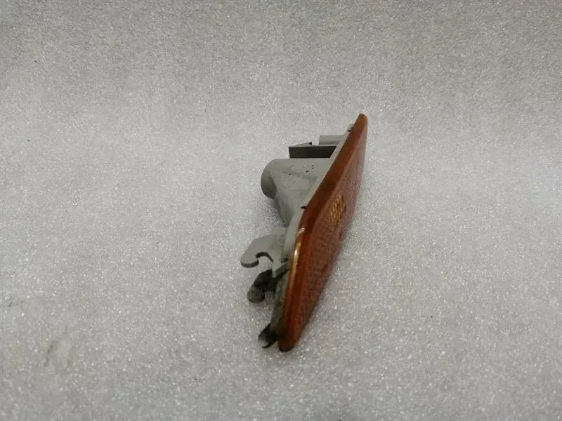 Mercedes slk r171 left indicator a1718200121 сторона Цена