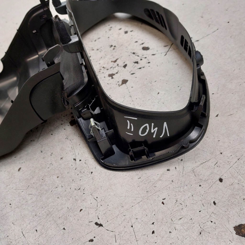 Volvo v40 ii r-design 2014 рамка корпус спидометра дисплея 31393363 Цена