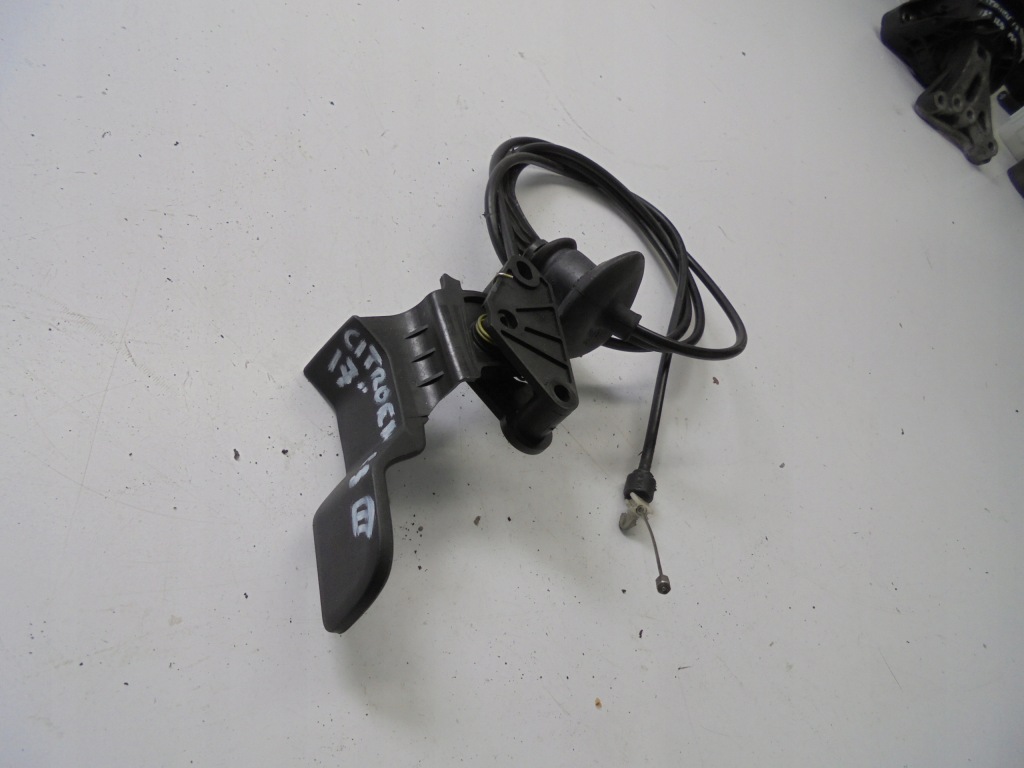 фото №1, Трос ручка капот citroen c3 iii 1.2 бензин 2017 rok