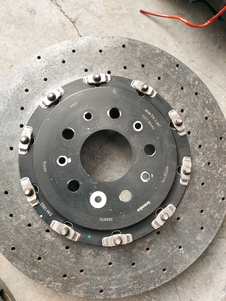 фото №15, Ferrari 488 тормоза тормозные диски суппорты ceramika комплект 49t22110 49t28510