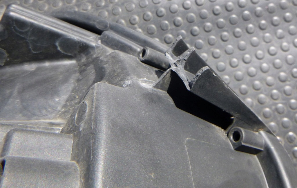 фото №6, Dacia sandero фара левый 260604218r