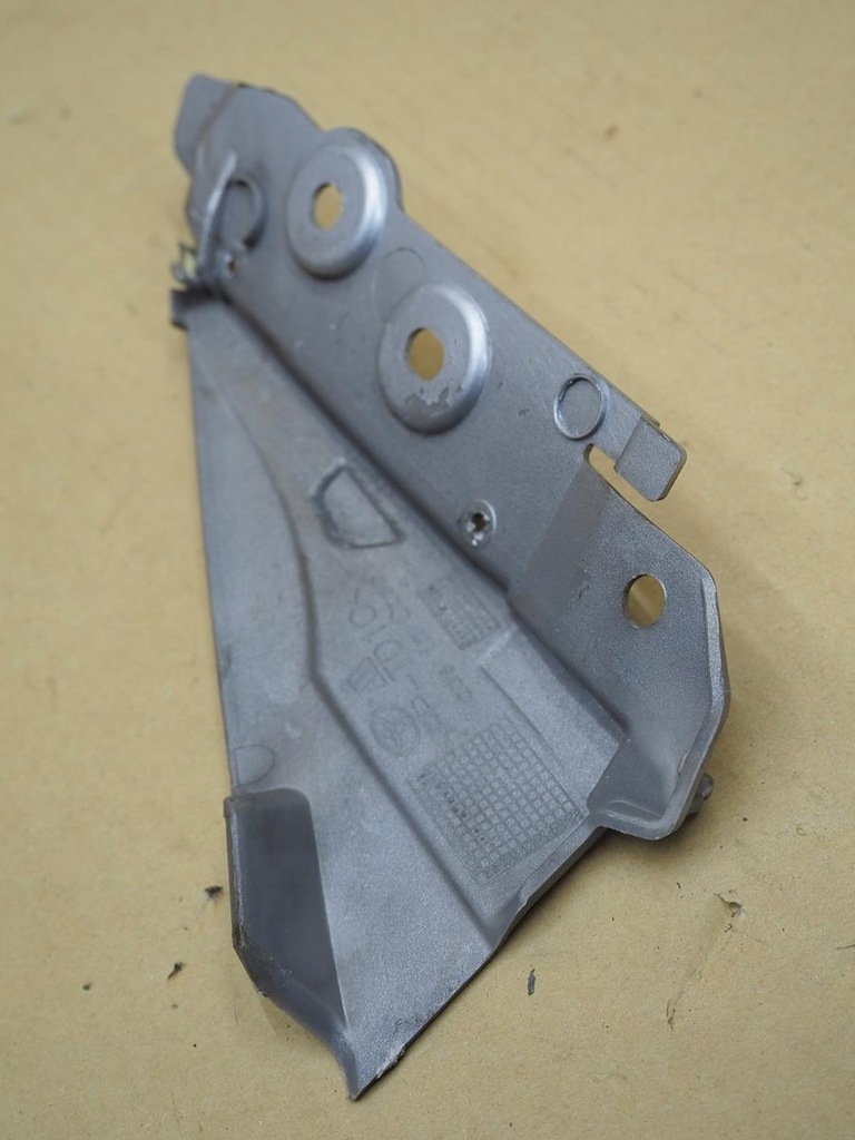 фото №7, Aygo ii 18-21 направляющая кронштейн кронштейн бампер перед