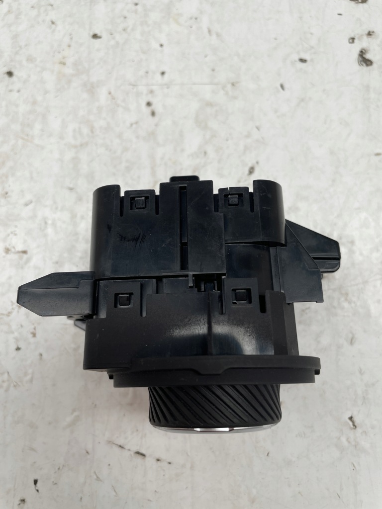 Toyota yaris 4 gr перемикач 8497052510 75n569 Київ