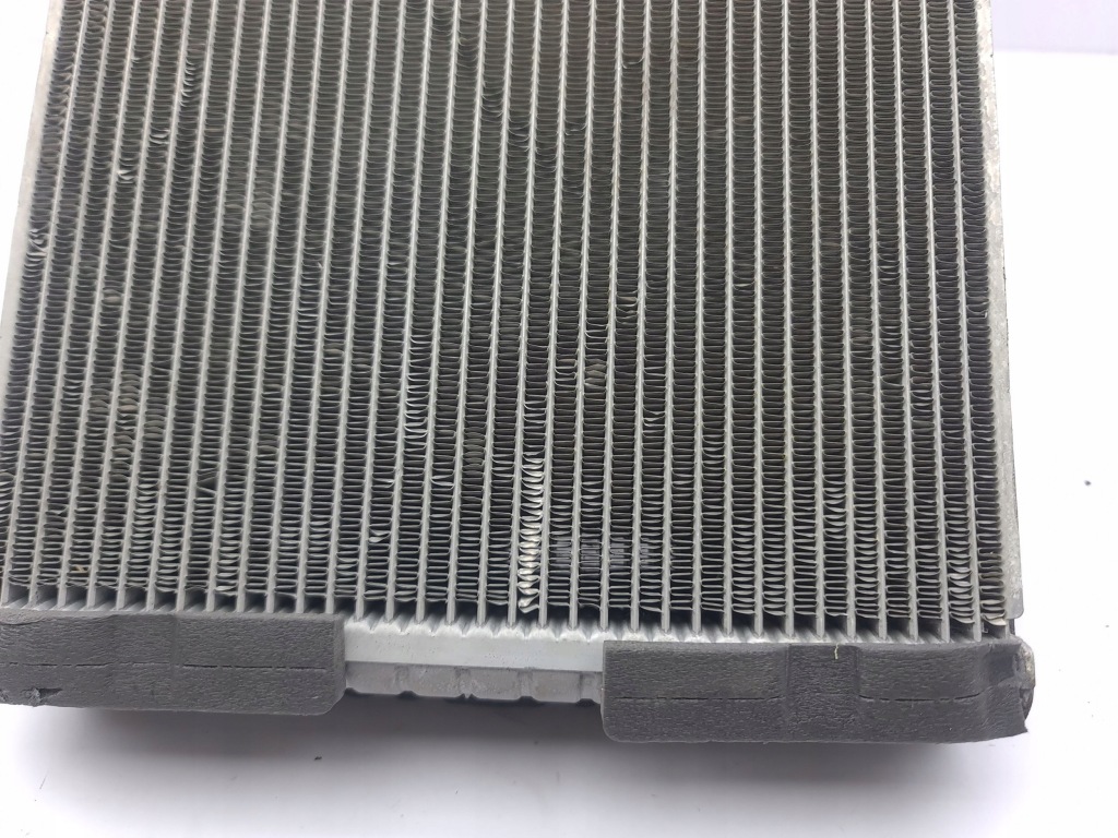 Bmw i3 2015 испаритель кондиционера 9287283 Цена