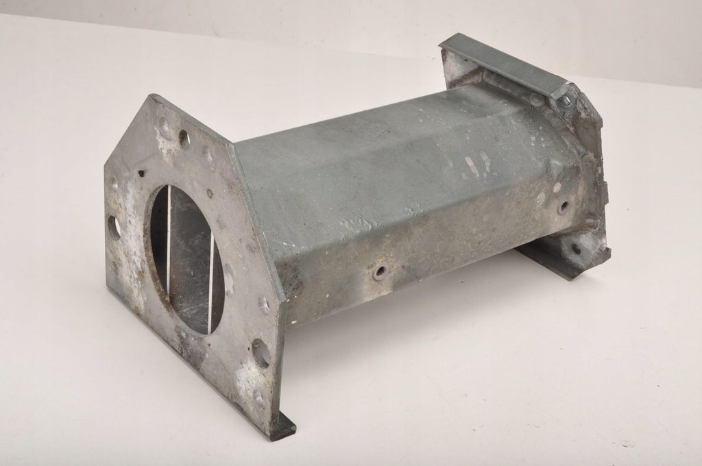 фото №1, Aston martin db9 6.0 кронштейн зона деформації