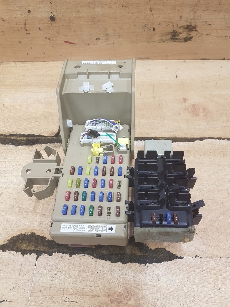 фото №1, Коробка предохранителей subaru forester iii 2.0d