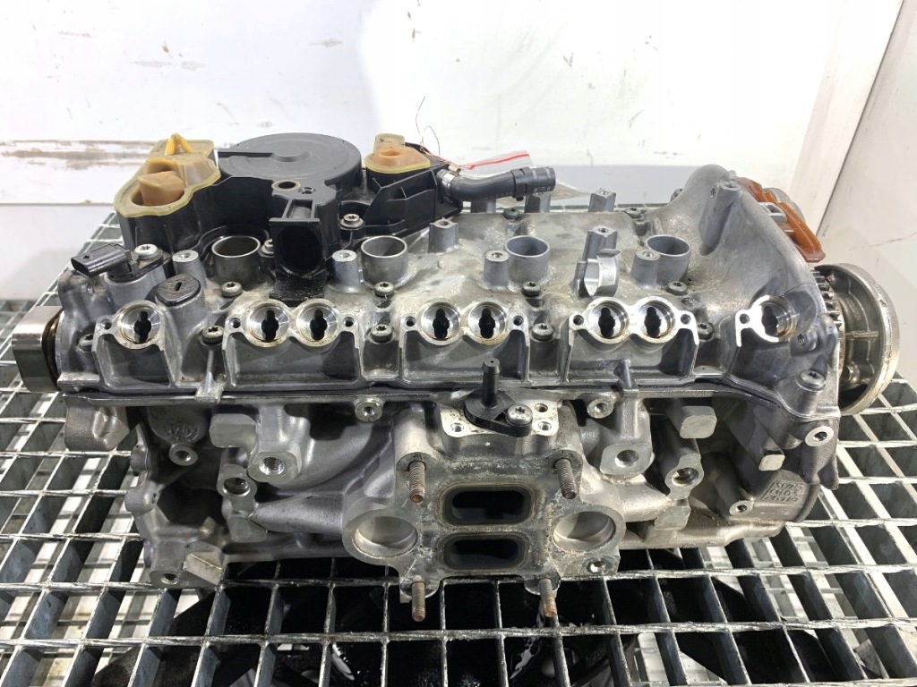 Купити Головка audi a4 b9 2.0 252km