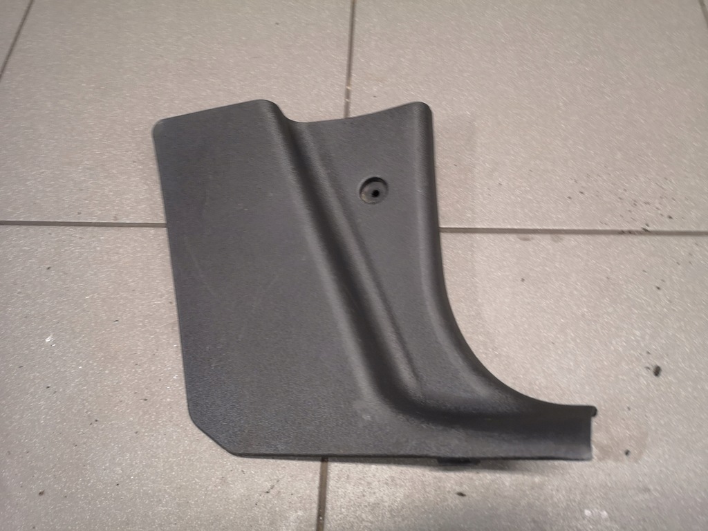 фото №1, Защита порог правый перед audi a3 8l eu 8l1867458b