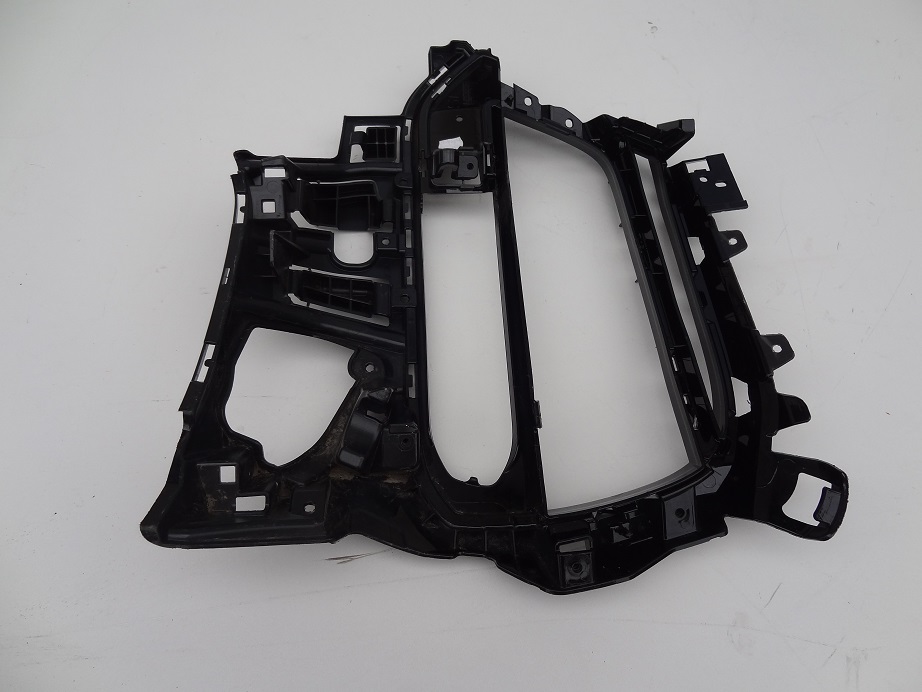 фото №6, Левая решётка бампер перед 971807681c porsche panamera 971