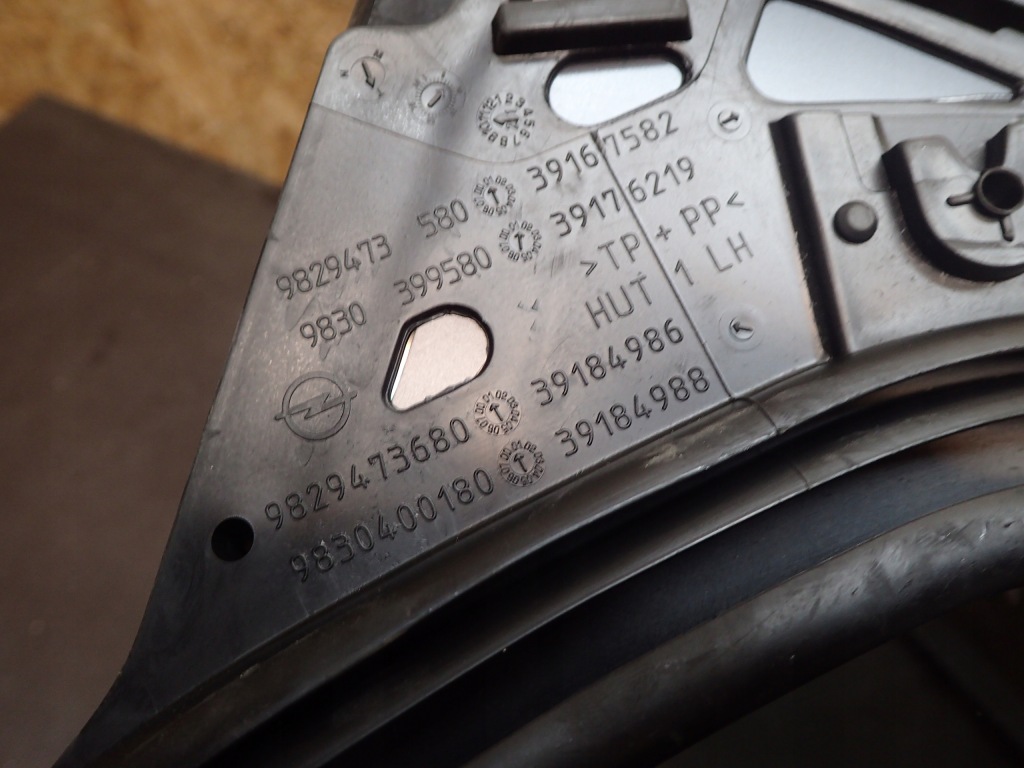 фото №12, Стекло задняя левая opel corsa f 9829473680