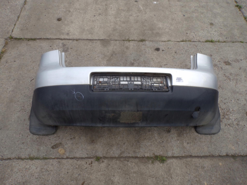 фото №1, Бампер задня vw golf v la7w