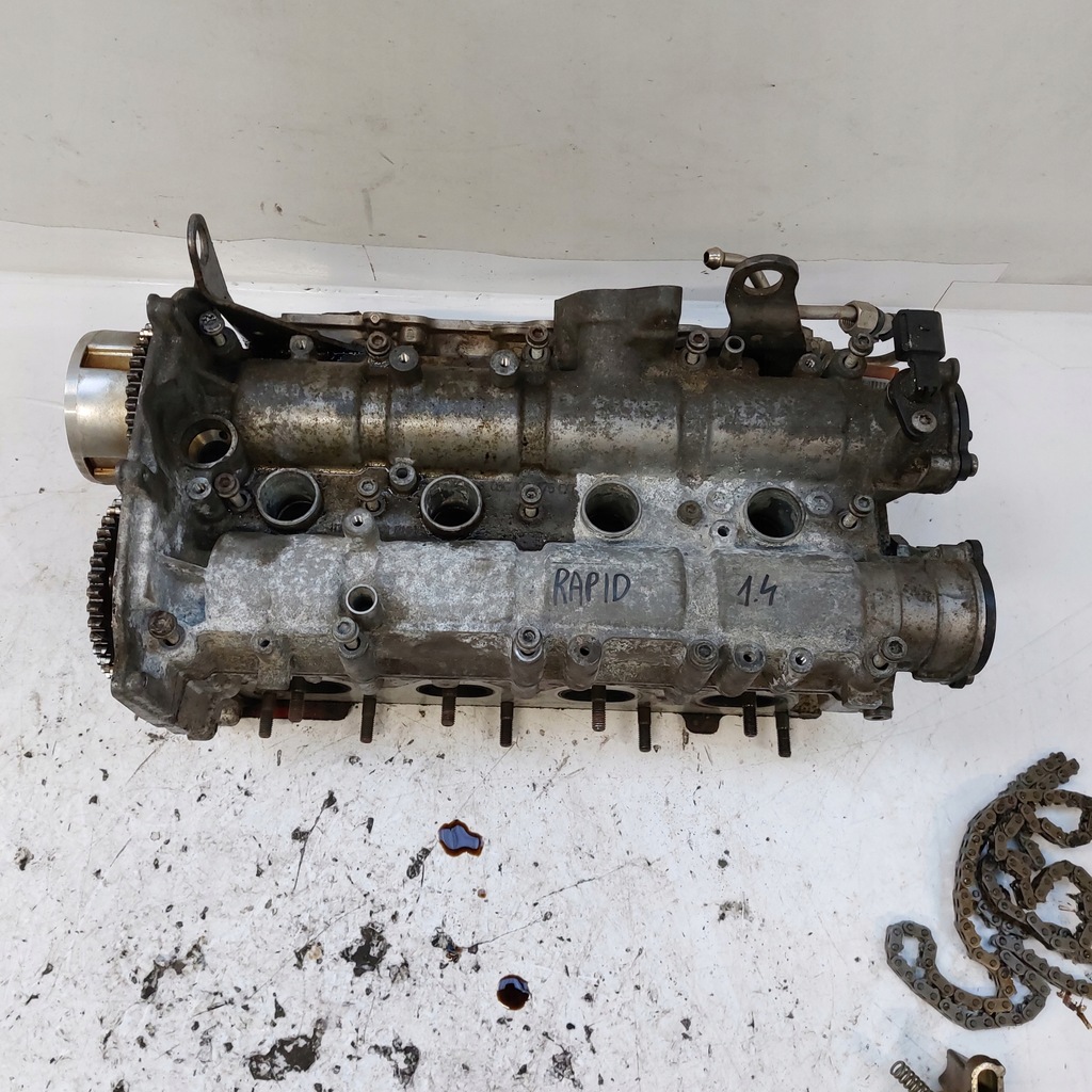 фото №7, Skoda rapid 1,4 tsi головка двигателя валы защита распределительного вала 03c103358bf