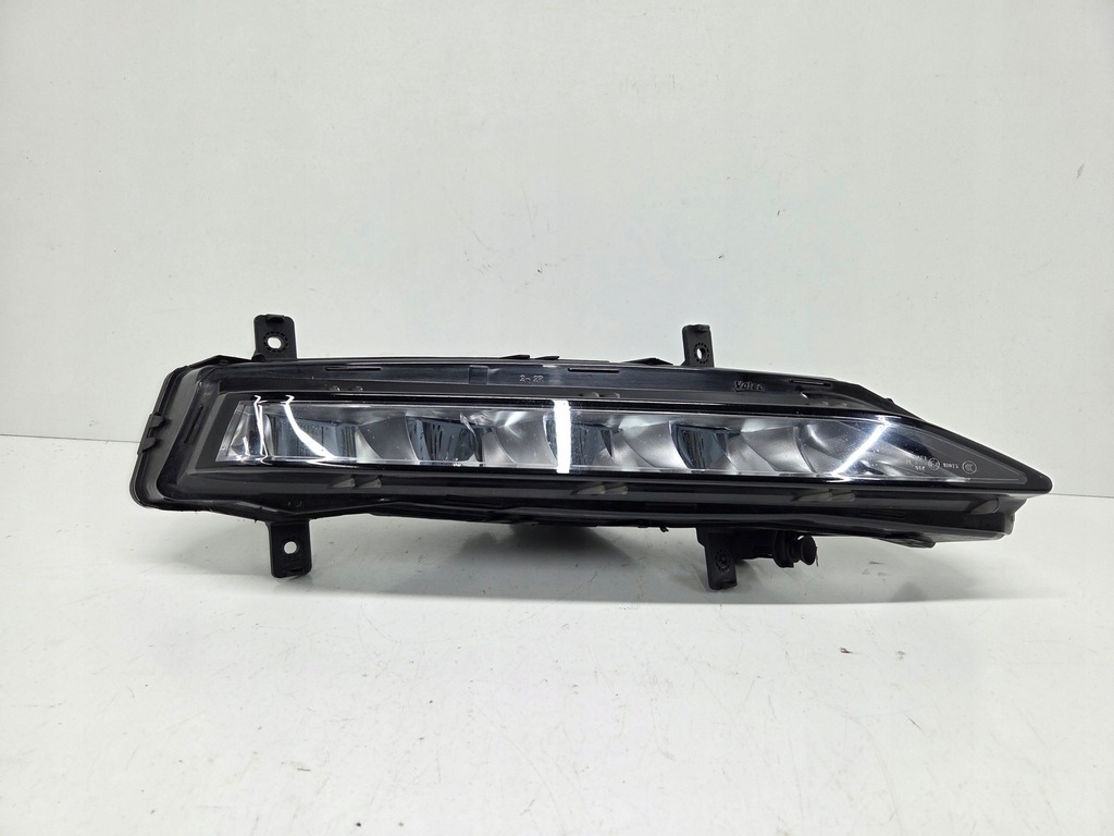 фото №1, Skoda superb 3 lift противотуманная фара led правый перед 3v0941700b