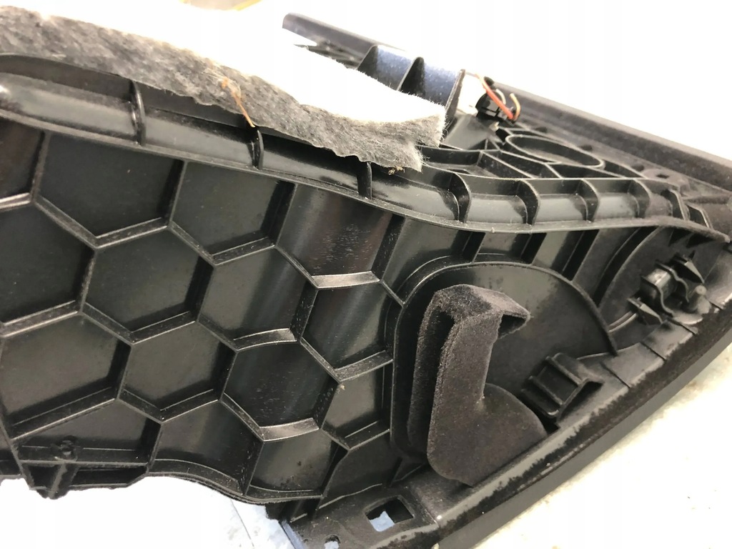 фото №5, Бардачок пасажира bmw f30 lift lci 9228283