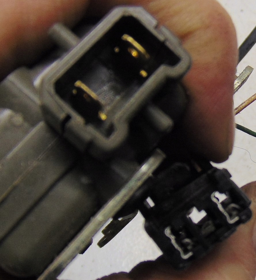 фото №7, Замок дверь левый задняя dacia logan i mcv kombi europa