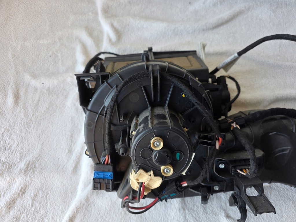 Вентилятор повітродувка резистор scudo ii jumpy ii expert ii 1401366880 європа Доставка