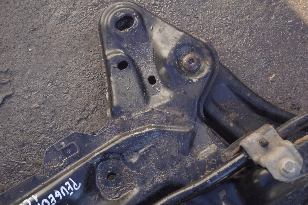 фото №8, Подрамник подрамник перед peugeot 2008 i 1.6 hdi