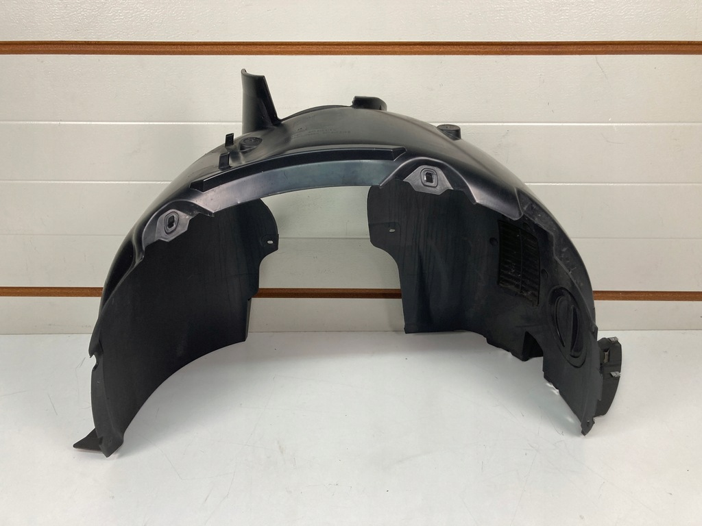 фото №6, Подкрылок правое передние vw caddy 2k7