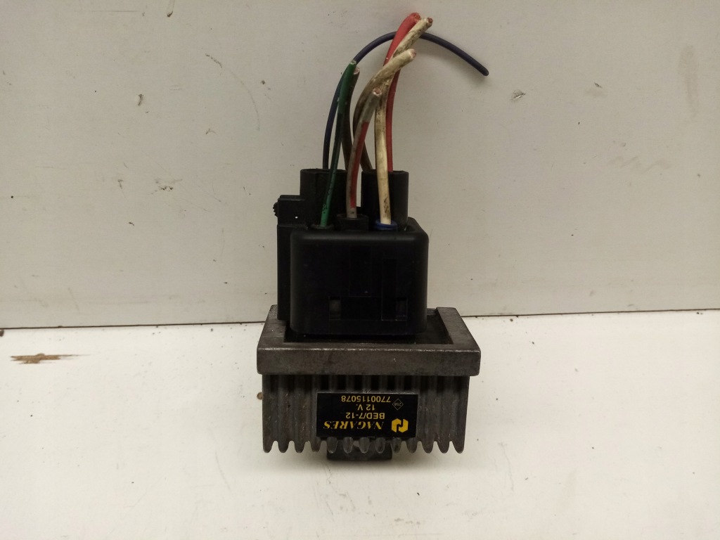 Купить Renault clio 3 3 1.5 dci реле свеча накаливания 7700115078