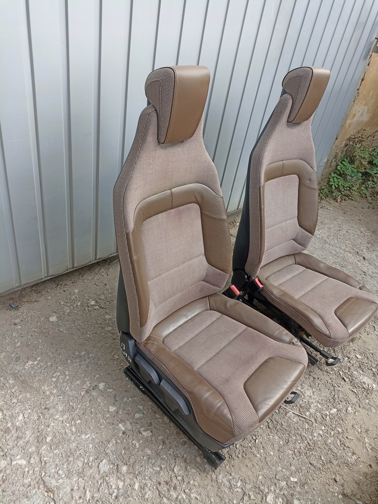 фото №12, Bmw i3 l01 сидіння заднє сидіння