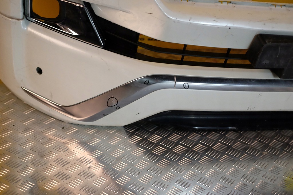 фото №8, Toyota land cruiser 200 v8 2016- бампер перед