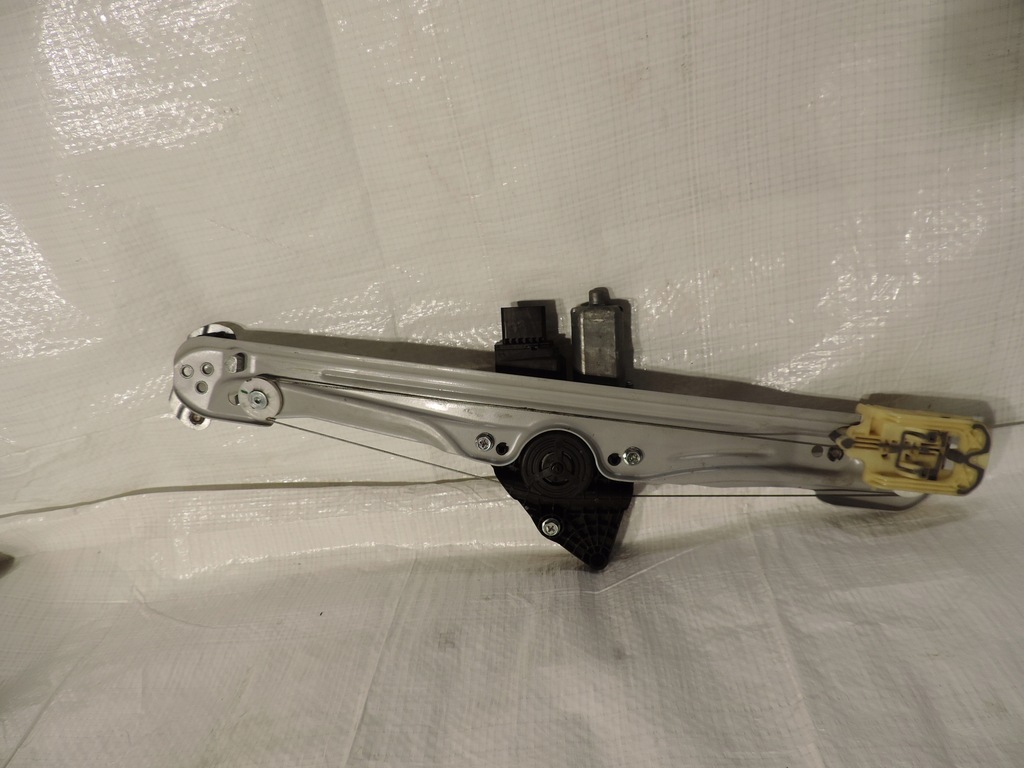 фото №1, Подъемник стекло правый перед opel crossland