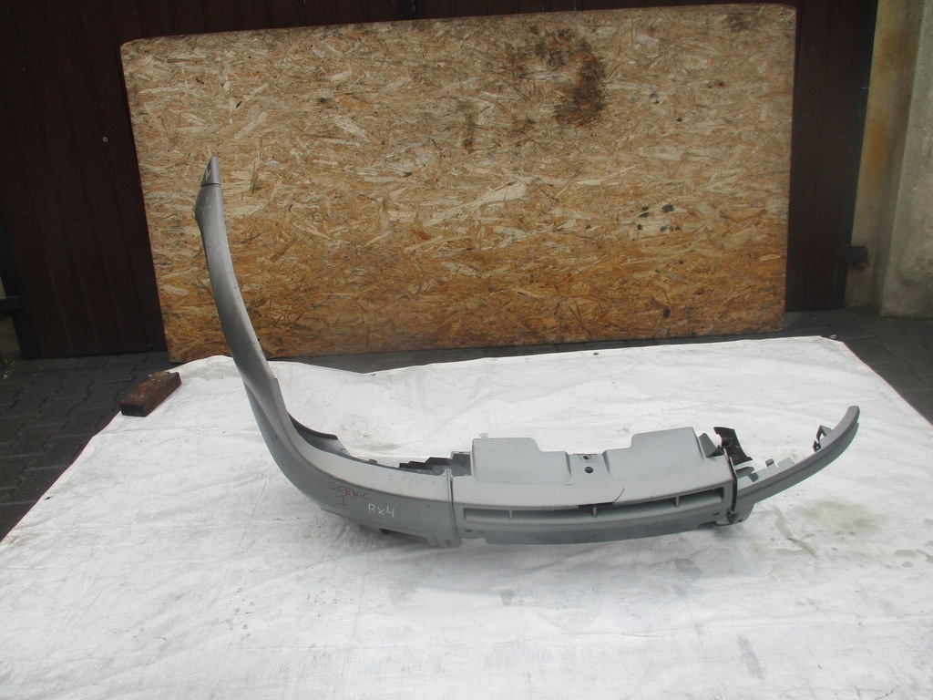 фото №1, Renault scenic i rx4 накладка права бампер перед