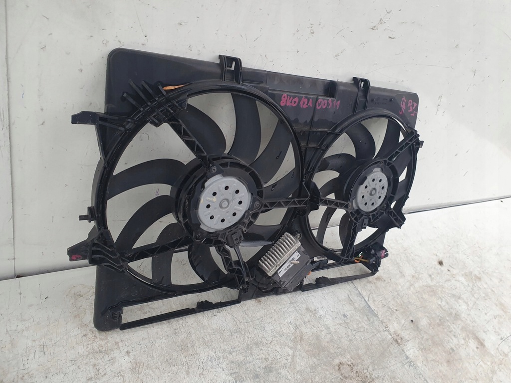 фото №8, Audi a4 b8 вентилятор корпус 2.0 tdi 8k0121003m