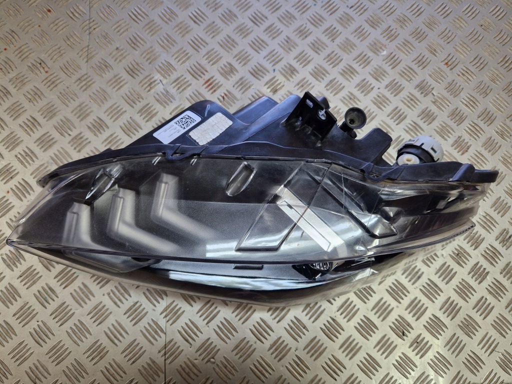 фото №2, Лампа левая full led ford mustang vi lift 2017r-