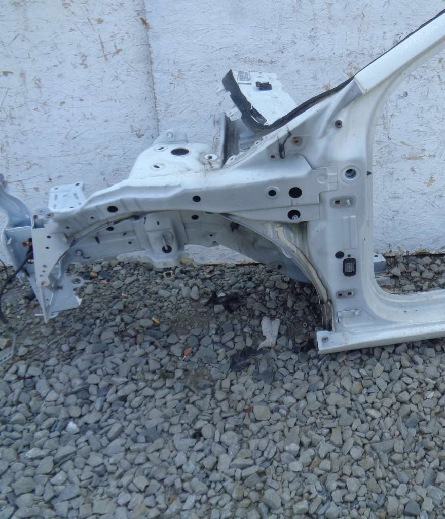 фото №3, Renault megane iii четверть перед левая порог 12r