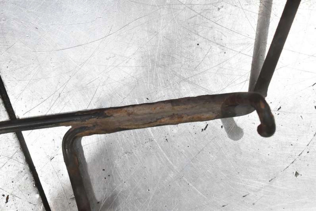 фото №9, Подъемник кронштейн колеса запасного renault trafic 2 ii 06-15