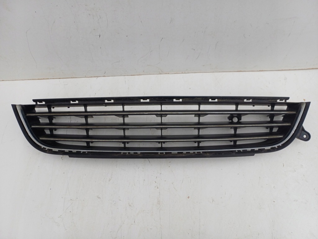 фото №1, Решётка бампера средняя хром перед opel zafira ii b lift