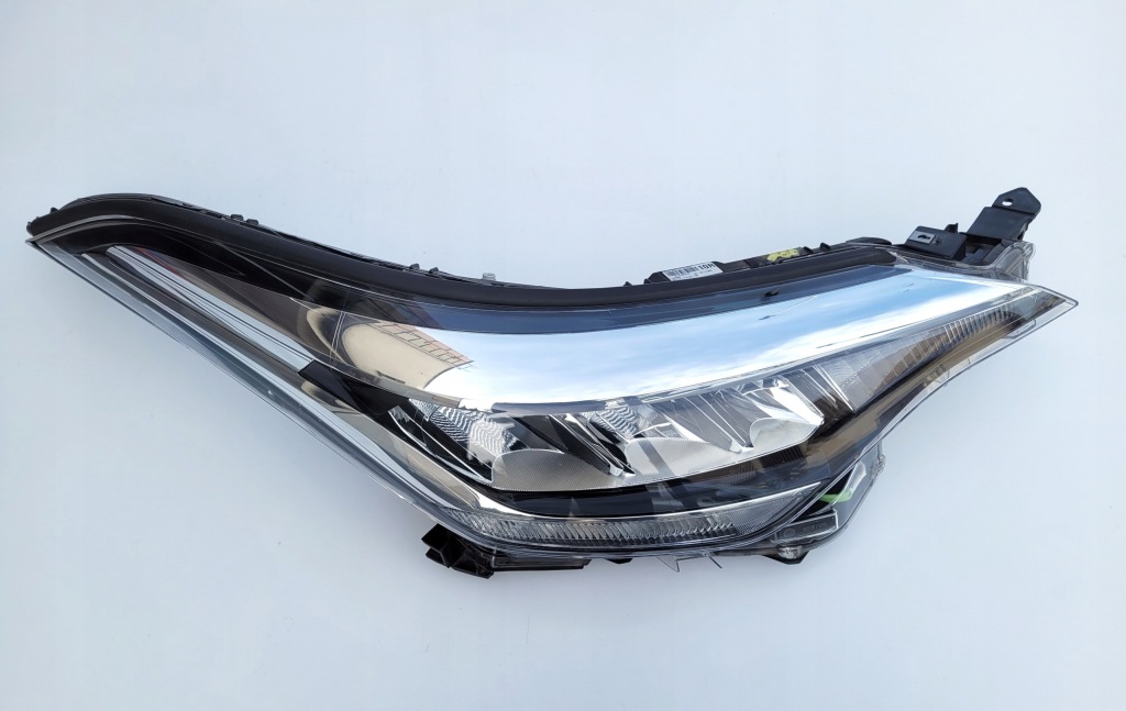 фото №1, Toyota ch-r chr лампа правая full led 81110-f4180 81110-f4180-00 81110f4180