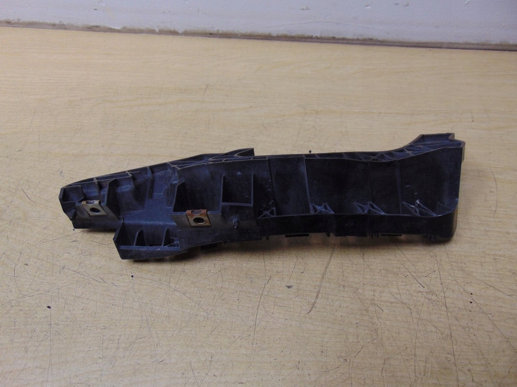 фото №6, Направляющая кронштейн лампы правый p subaru forester iii