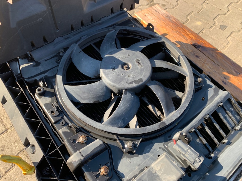 фото №14, Peugeot partner ii lift iii 15r pas передній радіатор вентилятор комплект