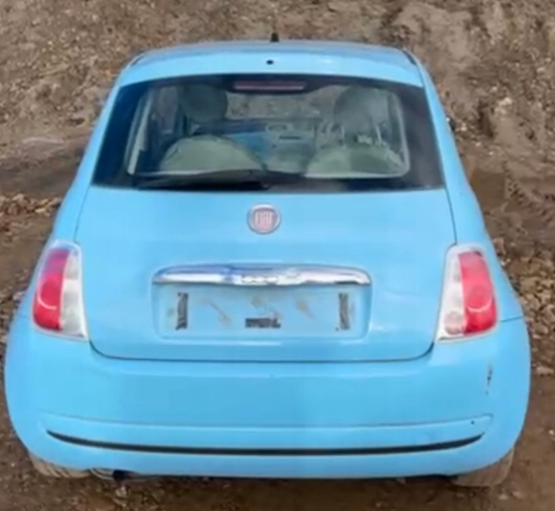 Передній бампер fiat 500 pop код лакофарбового покриття 952 rok 2011 в Україні