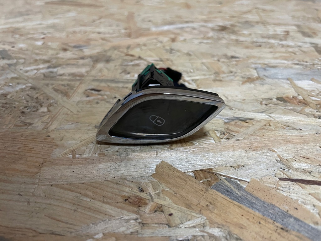 фото №1, Панель переключатель центрального замка citroen c3 ii 2 96656596xu