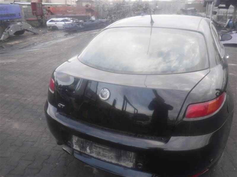 фото №2, Крышка багажника задняя alfa romeo gt