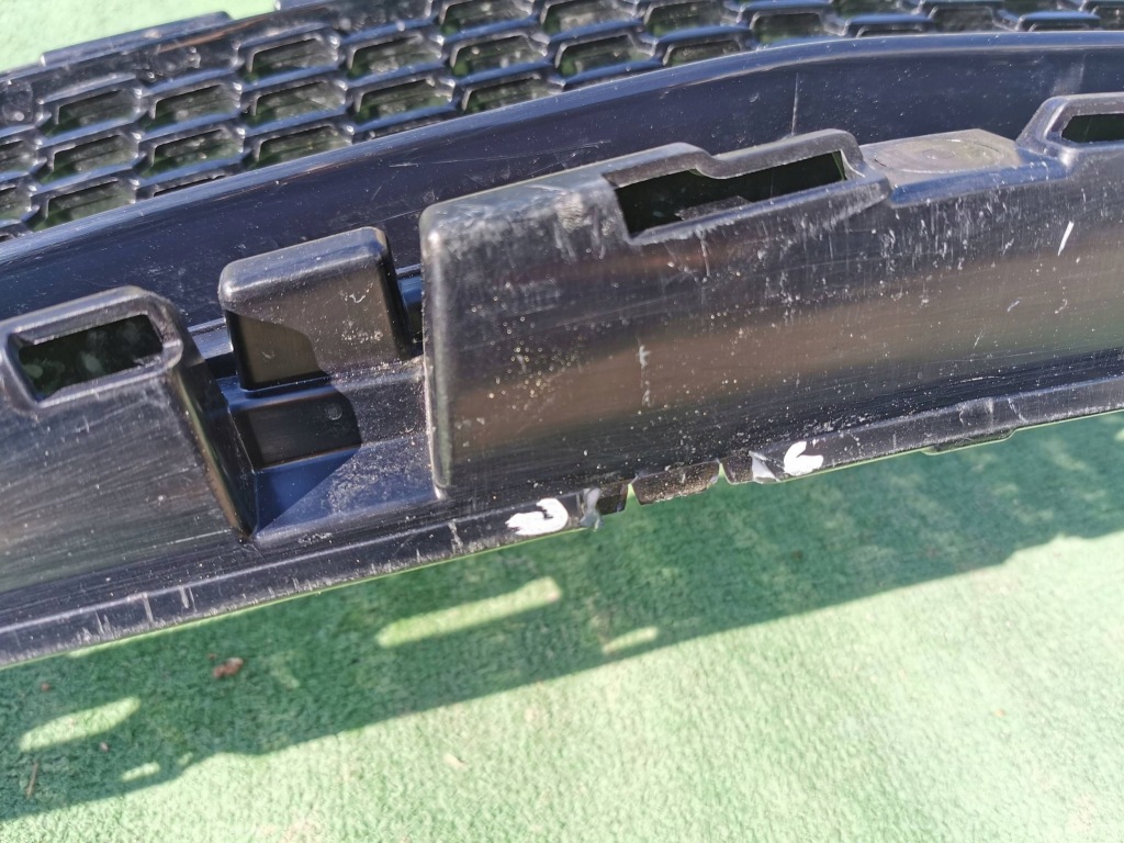 фото №10, Mercedes s klasa w223 amg решётка средняя бампера передний a2238852001