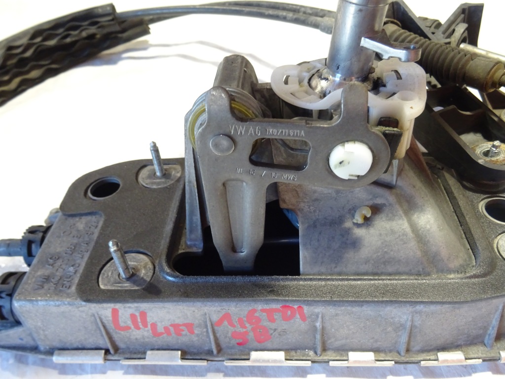 фото №9, Домкрат переключения 5 передач seat leon ii 2 1p0 1.6 tdi