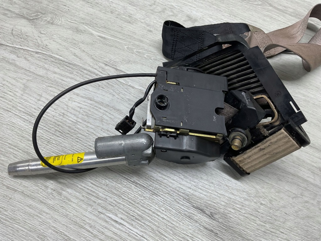 Купити Ремінь безпеки передній лівий mercedes-benz sl r129 1298600332 1298602285