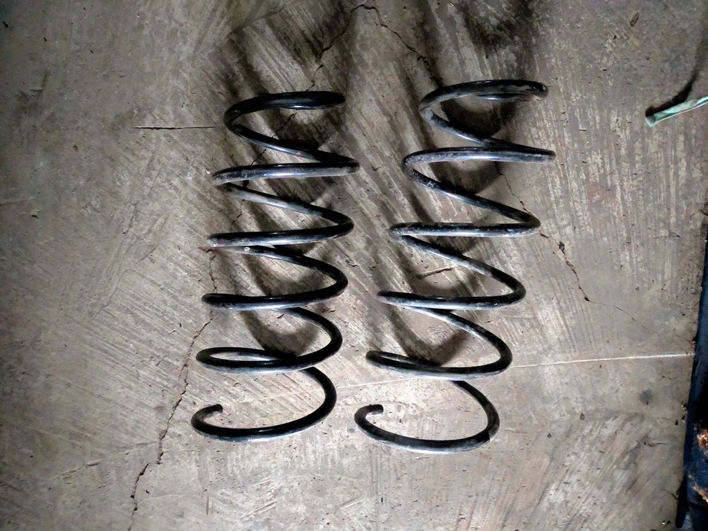фото №1, Volvo v70 s60 s80 пружина перед передняя