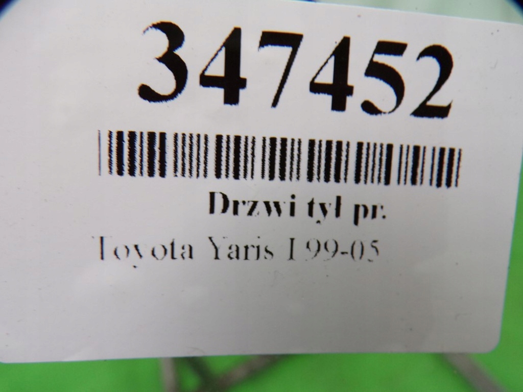 Toyota yaris 1 дверь правое  задний задняя лак 199 с Разборки