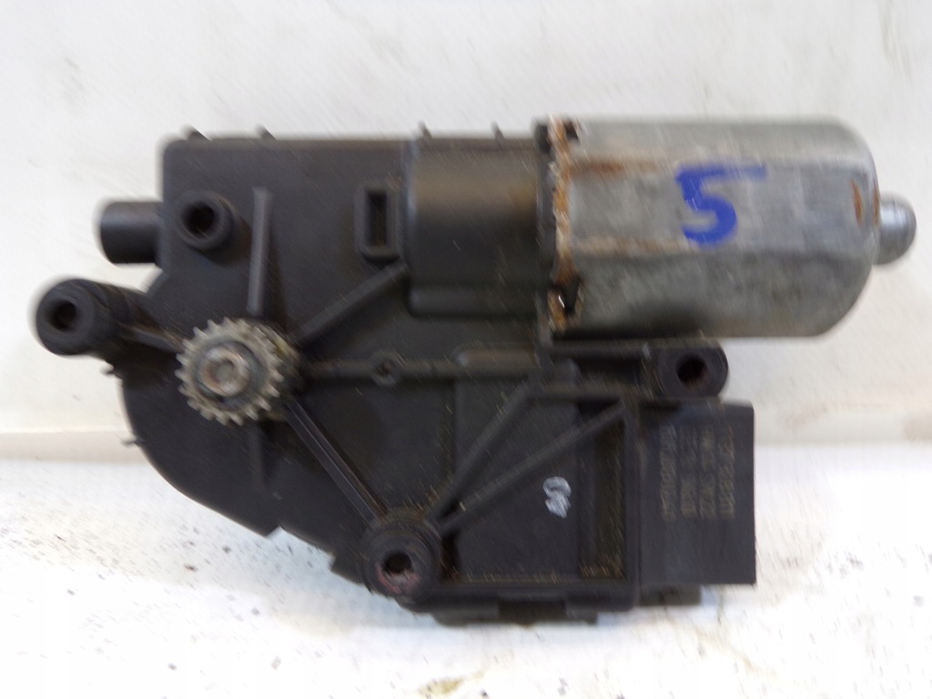 фото №11, Моторчик двигатель люк панорамы audi q7 4l 4l0959591a