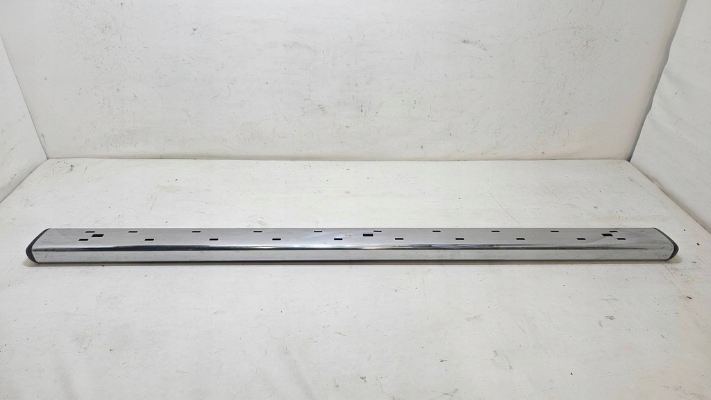 фото №1, Молдинг порог подножка правый dodge ram 1500 68144258ac