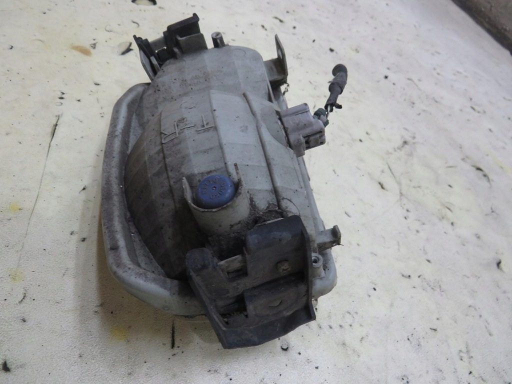 фото №5, Противотуманная фара правый prius 3 iii