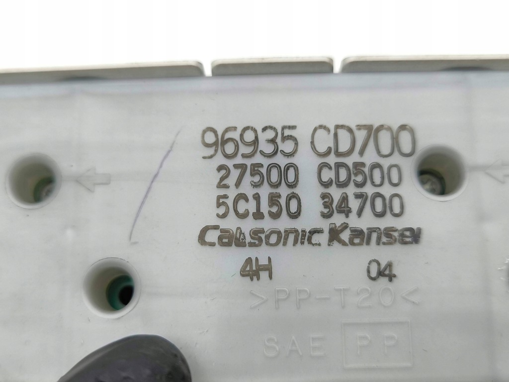 фото №11, Nissan 350z 2004 панель кондиционера