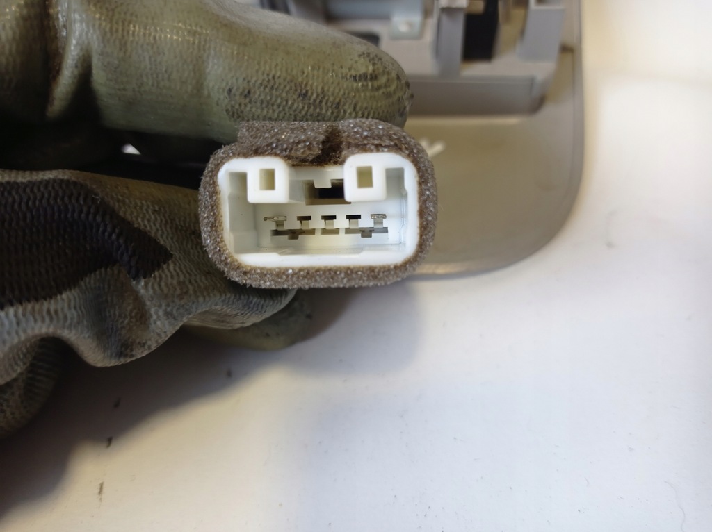 фото №7, Лампа потолочный subaru legacy iv vc12-005